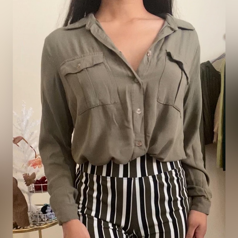 No Boundaries Olive Green Button Up Blouse